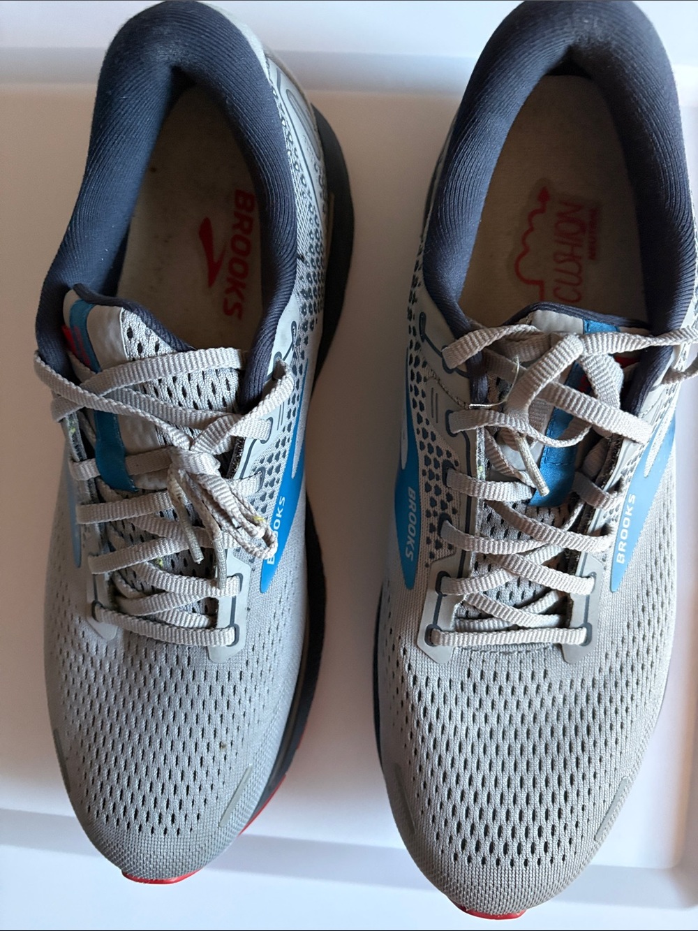 Brooks Men’s Gray and Blue Athletic Running Shoes